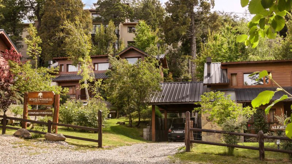 Bosque del Nahuel Cabins and lodges in Bariloche, where to stay