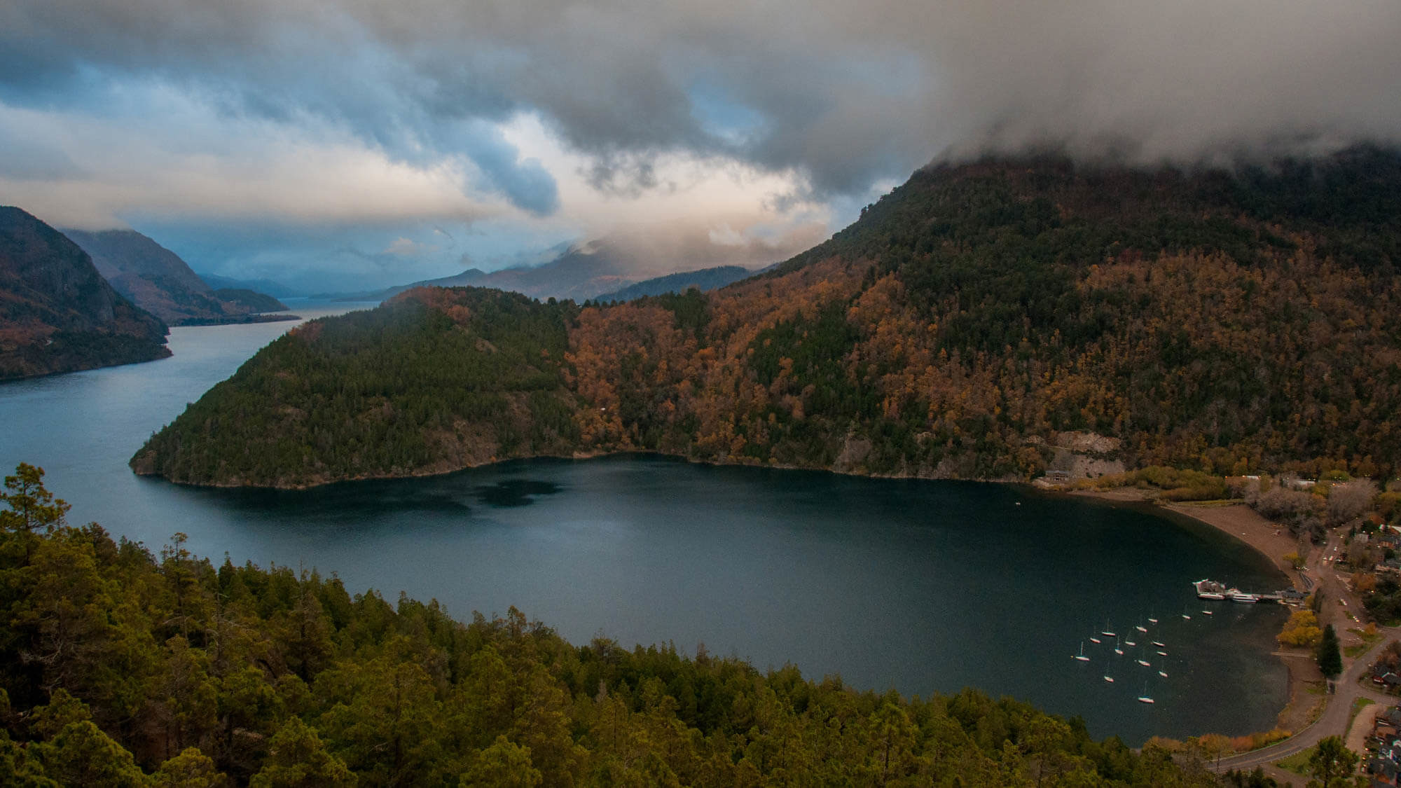 View of Lake Lacar and the coast of San Martin de los Andes.