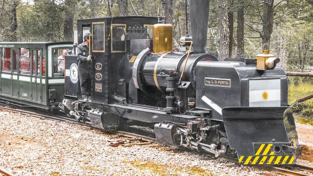 Viaje en el Tren del Fin del mundo, a través del tiempo y la historia